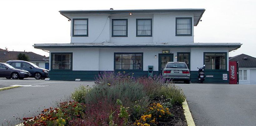 2400 Motel | Vancouver | British Columbia | Canada 5