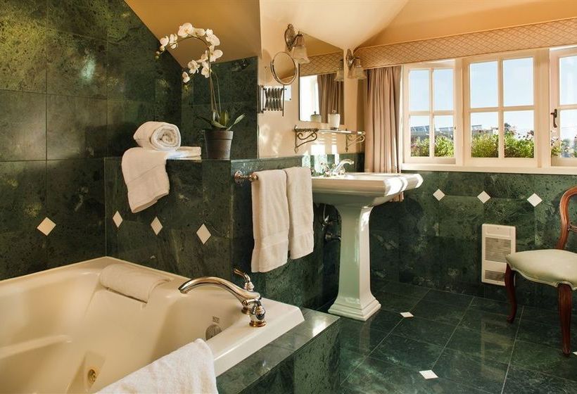 Hotel Abigail's | Victoria | British Columbia | Canada 5