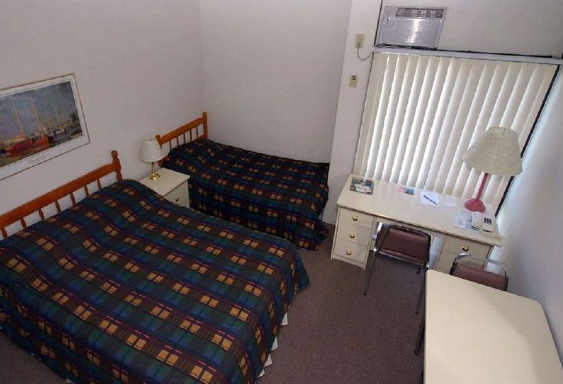 Alexandra | Toronto | Ontario | Canada 3