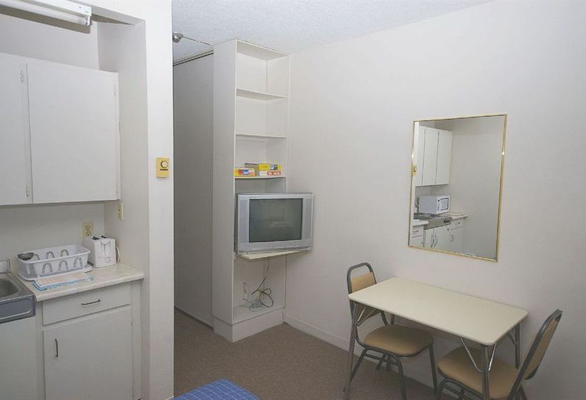 Alexandra | Toronto | Ontario | Canada 6