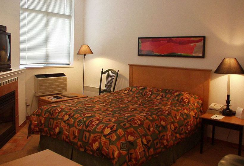 Hotel The Alpenglow Whistler Lodge | Whistler | British Columbia | Canada 1