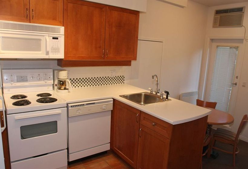 Hotel The Alpenglow Whistler Lodge | Whistler | British Columbia | Canada 16