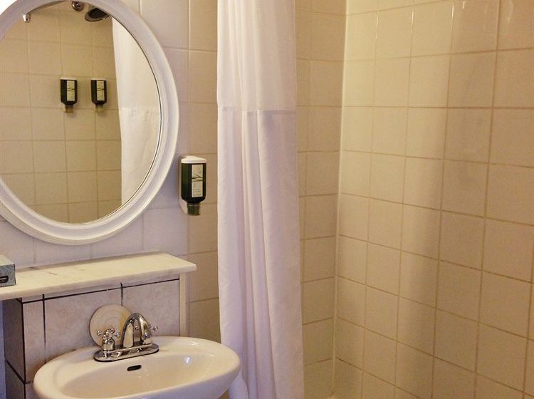 Hotel Ambrose Manor | Montreal | Quebec | Canada 13