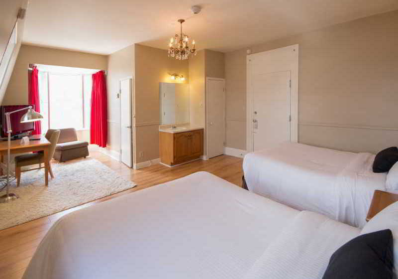 Hotel Au Chateau Fleur De Lys | Quebec | Quebec | Canada 13