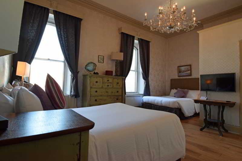 Hotel Au Chateau Fleur De Lys | Quebec | Quebec | Canada 16