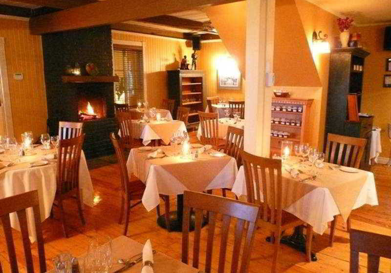 Hotel Auberge La Camarine | Beaupre | Quebec | Canada 8