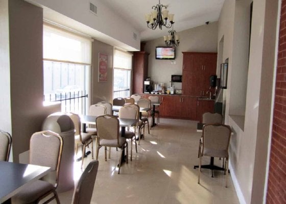 Hotel Econo Lodge Woodstock | Woodstock | Ontario | Canada 13