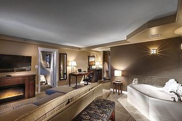 Hotel Drumheller Canalta (Jurassic) | Drumheller | Alberta | Canada 6