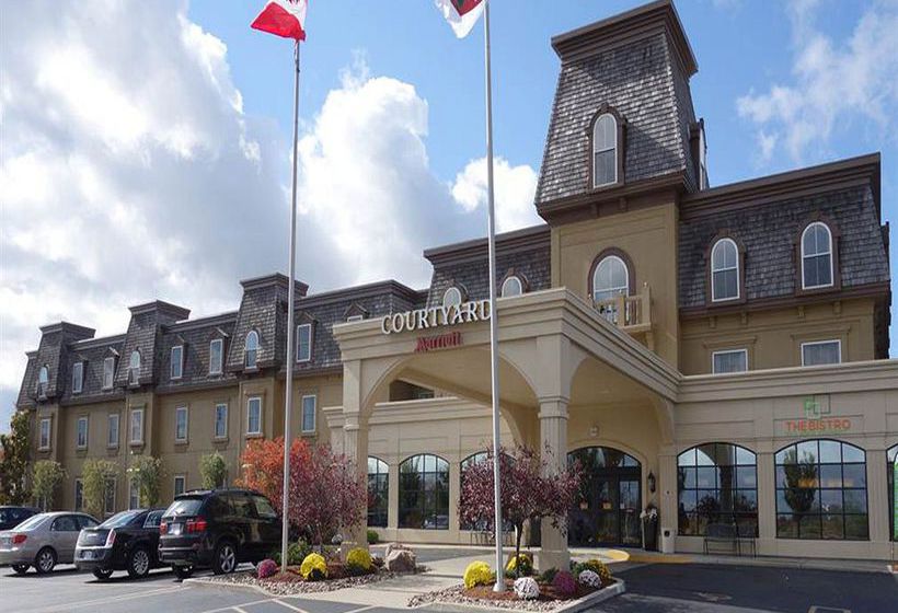 Hotel Courtyard Waterloo St. Jacobs