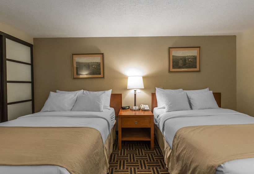 Clarion Hotel & Conference Centre | Medicine Hat | Alberta | Canada 8