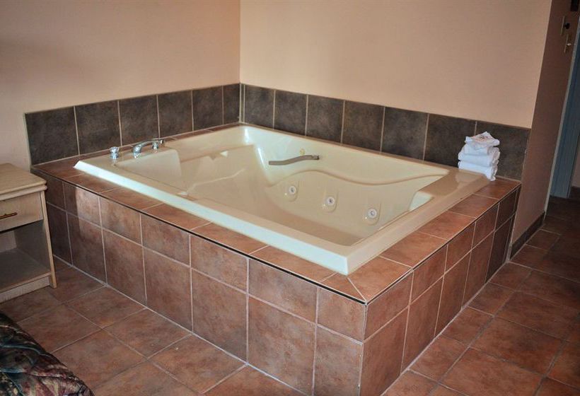 Hotel Courtside Inn Niagara Falls | Niagara Falls | Ontario | Canada 2