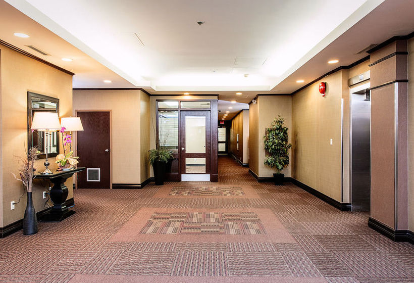 Hotel Campus Tower Suite | Edmonton | Alberta | Canada 16