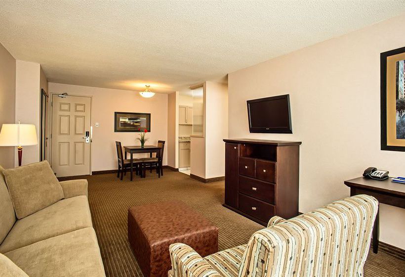 Hotel Campus Tower Suite | Edmonton | Alberta | Canada 2