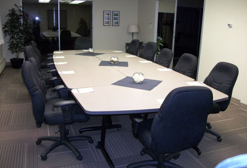 Hotel Campus Tower Suite | Edmonton | Alberta | Canada 9