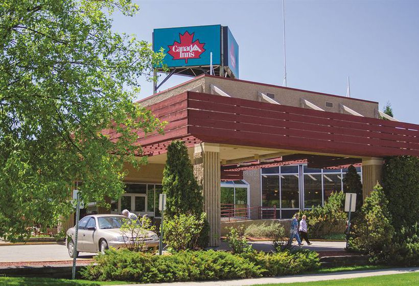 Hotel Canad Inns Destination Centre Windsor Park Manitoba