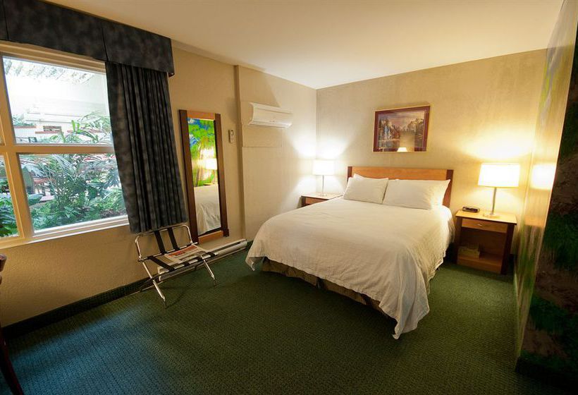 Hotel Canad Inns Destination Centre Windsor Park | Winnipeg | Manitoba | Canada 1