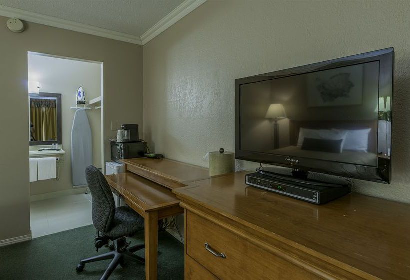 Hotel Howard Johnson Downtown | Kamloops | British Columbia | Canada 3