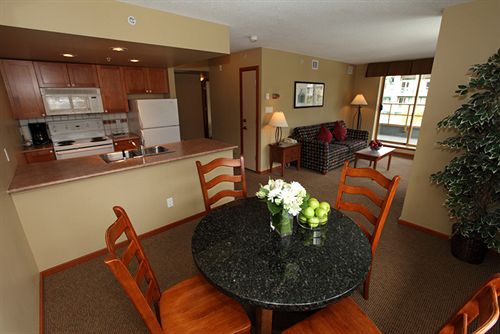 Hotel Cascade Lodge | Whistler | British Columbia | Canada 18