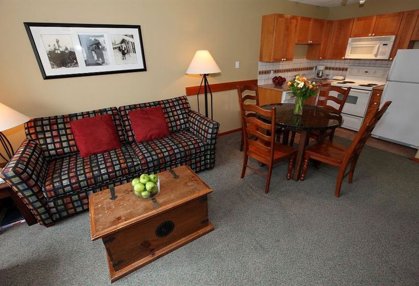 Hotel Cascade Lodge | Whistler | British Columbia | Canada 3