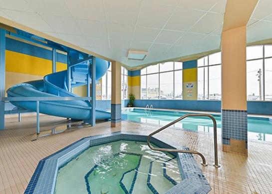Hotel Comfort Inn & Suites Airport | Calgary | Alberta | Canada 18