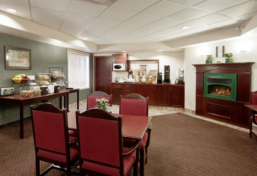 Hotel Comfort Inn & Suites Airport | Calgary | Alberta | Canada 4
