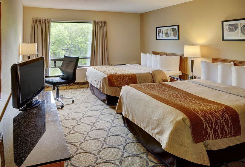 Hotel Comfort Inn Airport East | L'Ancienne-Lorette | Quebec | Canada 12