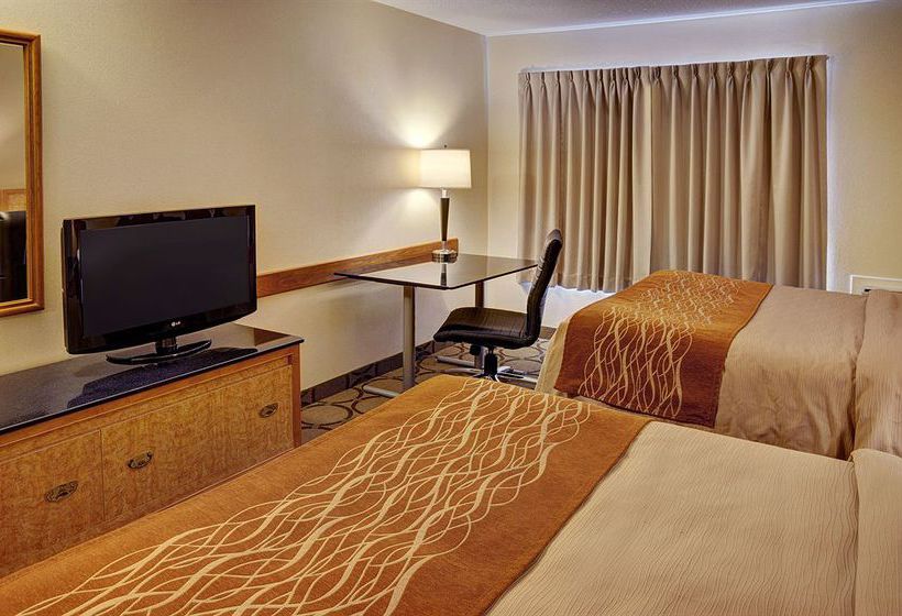 Hotel Comfort Inn Airport East | L'Ancienne-Lorette | Quebec | Canada 6