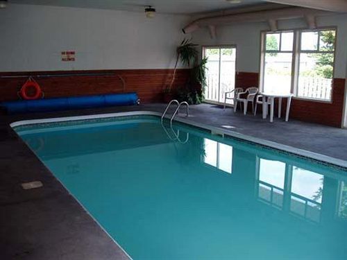 Hotel Econo Lodge Inn & Suites Kamloops | Kamloops | British Columbia | Canada 11