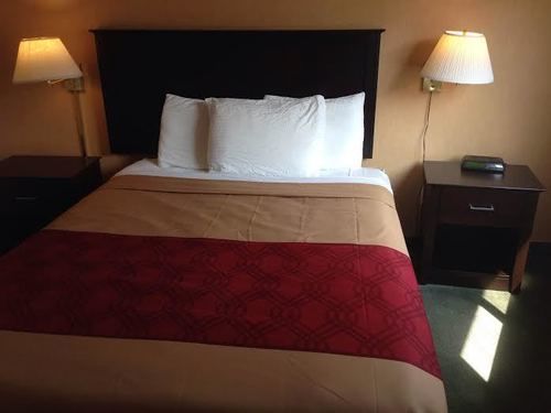 Hotel Econo Lodge Inn & Suites Kamloops | Kamloops | British Columbia | Canada 13