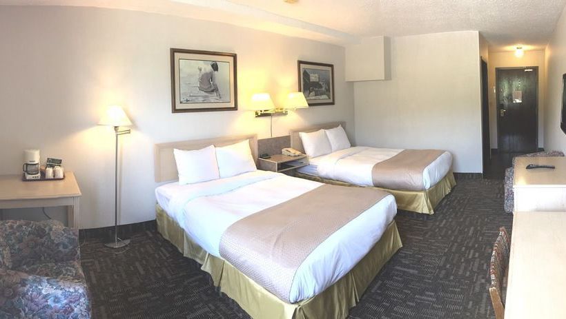 Crestwood Hotel | Hinton | Alberta | Canada 5