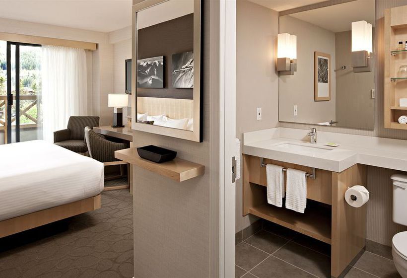 Hotel Delta Whistler Village Suites | Whistler | British Columbia | Canada 1