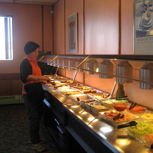 Hotel Discovery Inn Yellowknife