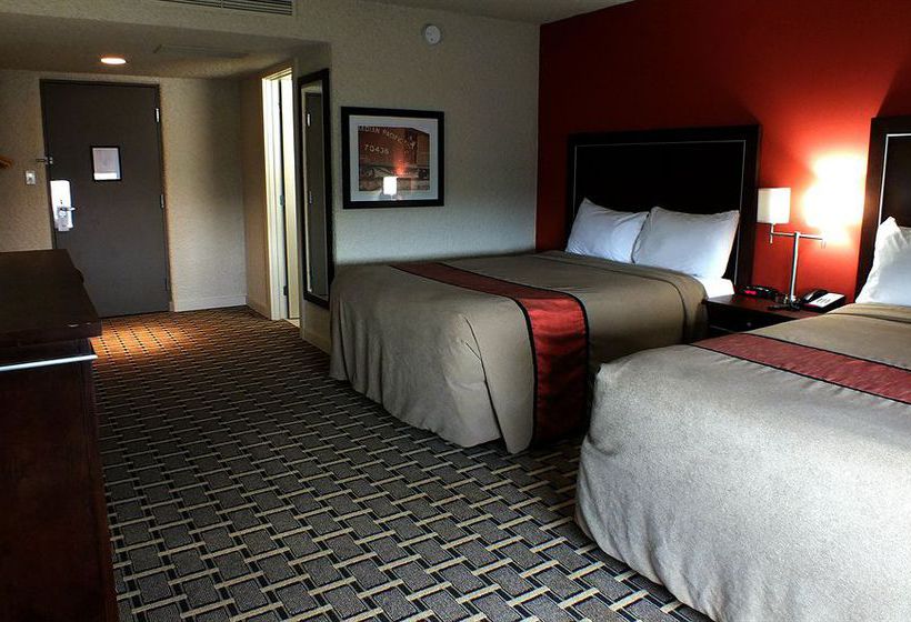 Hotel Edmonton Yellowhead Motor