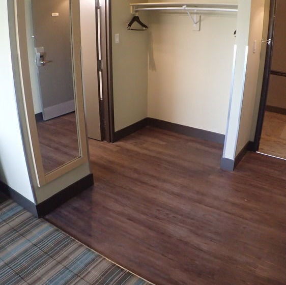 Hotel Edmonton Yellowhead Motor | Edmonton | Alberta | Canada 10