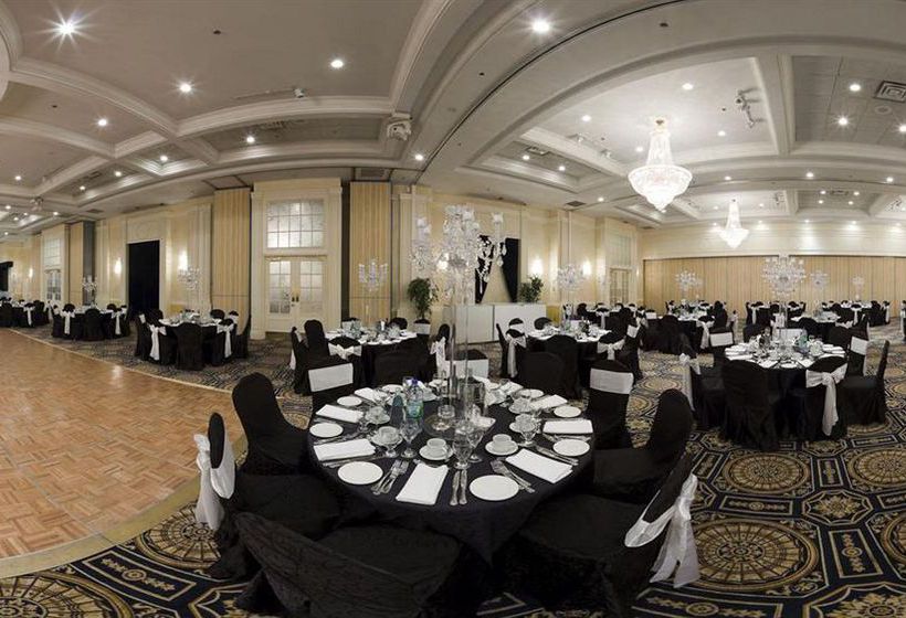 Hotel Crowne Plaza Montreal Airport | Montreal | Quebec | Canada 1