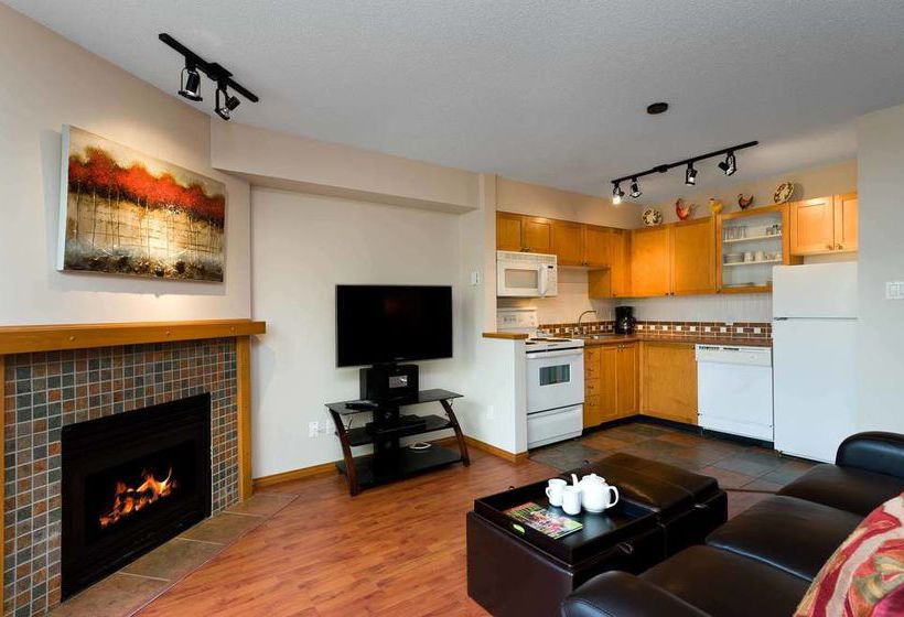 Hotel Glaciers Reach | Whistler | British Columbia | Canada 16