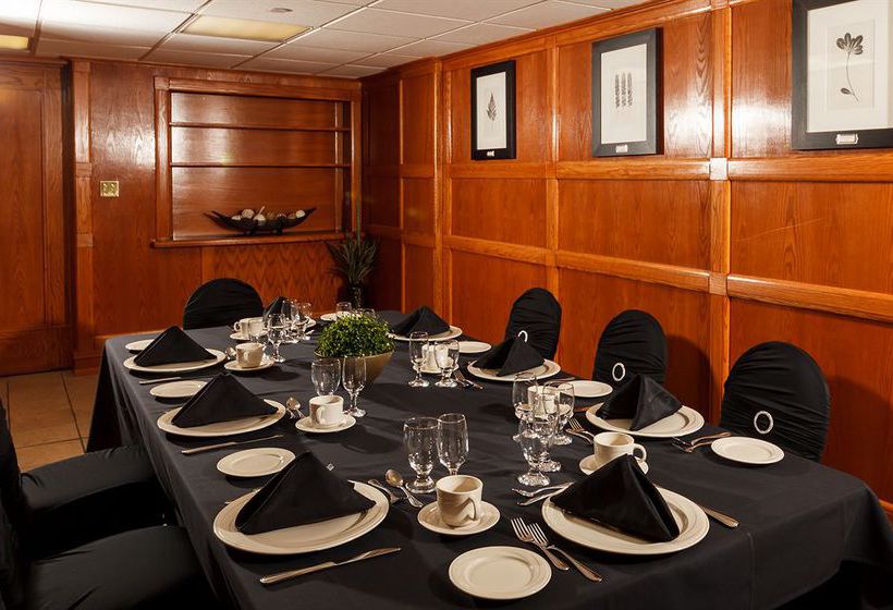 Hotel The Glenmore Inn & Convention Centre | Calgary | Alberta | Canada 16