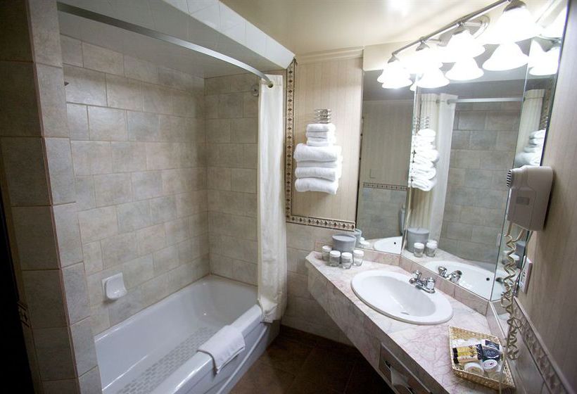 Hotel The Glenmore Inn & Convention Centre | Calgary | Alberta | Canada 6