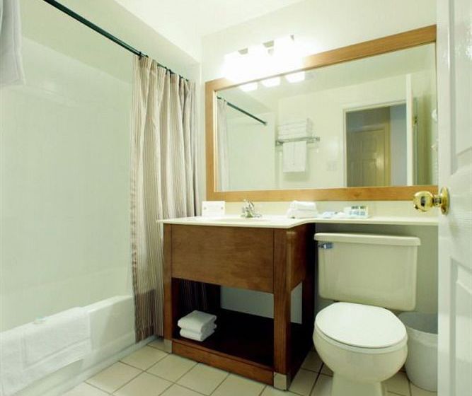 Hotel Greenbrier | Vancouver | British Columbia | Canada 1