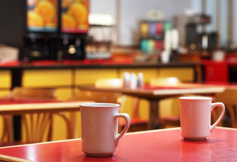 Hotel Comfort Inn & Suites Victoria | Victoria | British Columbia | Canada 9