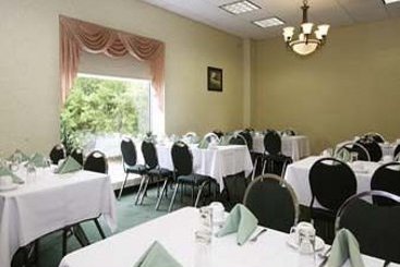 Hotel Howard Johnson Plaza | Sudbury | Ontario | Canada 5