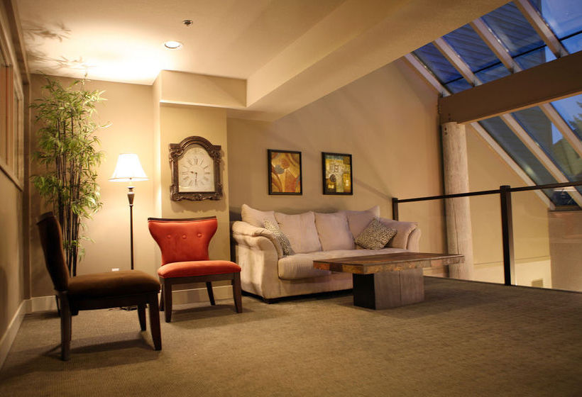 Hotel Travelodge Parksville | Parksville | British Columbia | Canada 1