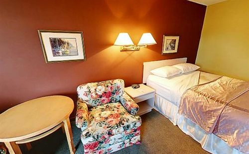 Hotel Travelodge Parksville | Parksville | British Columbia | Canada 17