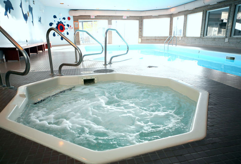 Hotel Travelodge Parksville | Parksville | British Columbia | Canada 4