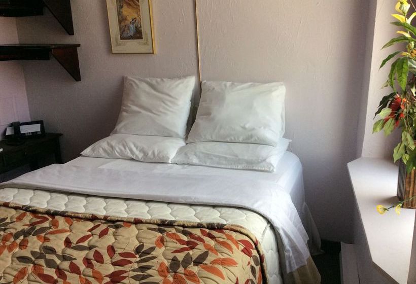 Hotel Champ de Mars | Montreal | Quebec | Canada 19