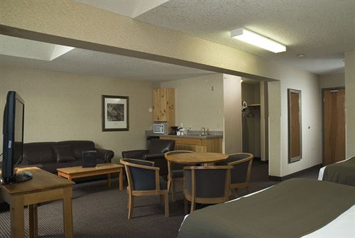 Hotel Ramada Inn & Suites Canmore | Canmore | Alberta | Canadá 1