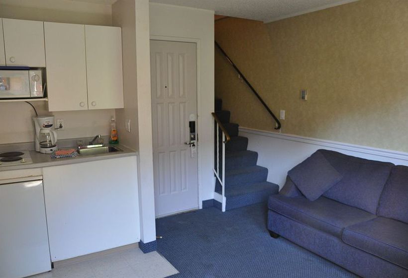 Hotel Lake City Inn | Burnaby | British Columbia | Canada 6