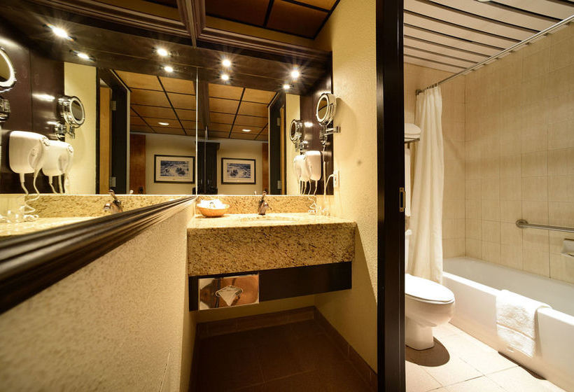 Hotel Le Montagnais | Chicoutimi | Quebec | Canada 12