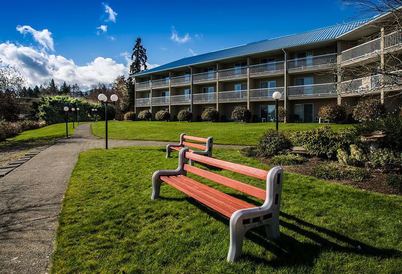 Hotel Inn on Long Lake | Nanaimo | British Columbia | Canada 7