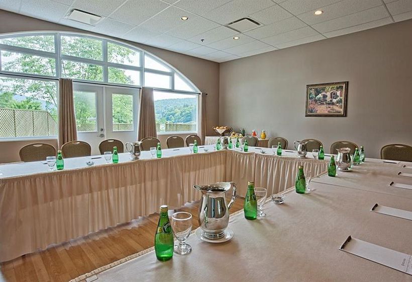 Hotel Manoir Saint Castin | Lac-Beauport | Quebec | Canada 13